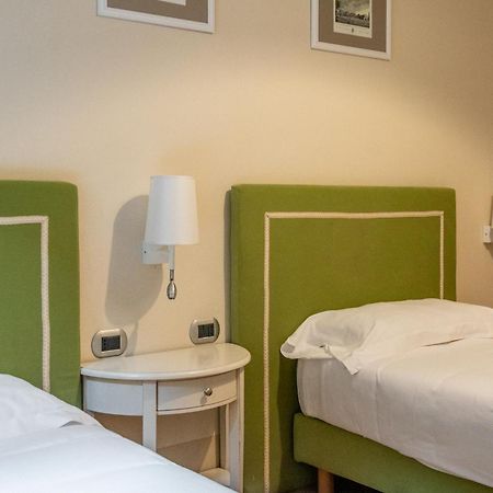 Casa Isolani Luxury Rooms Piazza Maggiore Bologna Buitenkant foto