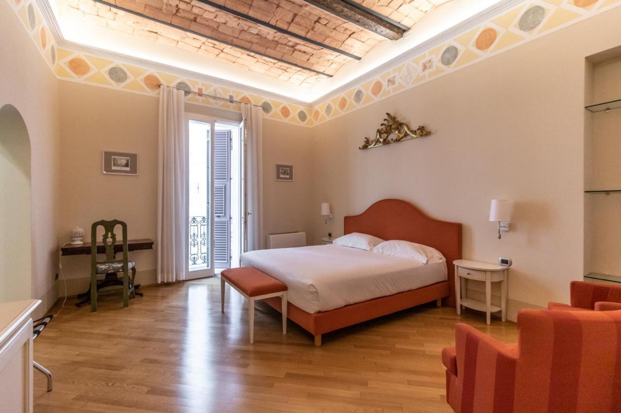 Casa Isolani Luxury Rooms Piazza Maggiore Bologna Buitenkant foto