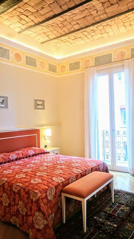 Casa Isolani Luxury Rooms Piazza Maggiore Bologna Buitenkant foto